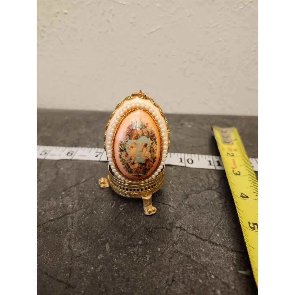 Hand made‎ Egg Decorative Ornaments with metal stand Vintage Collectible